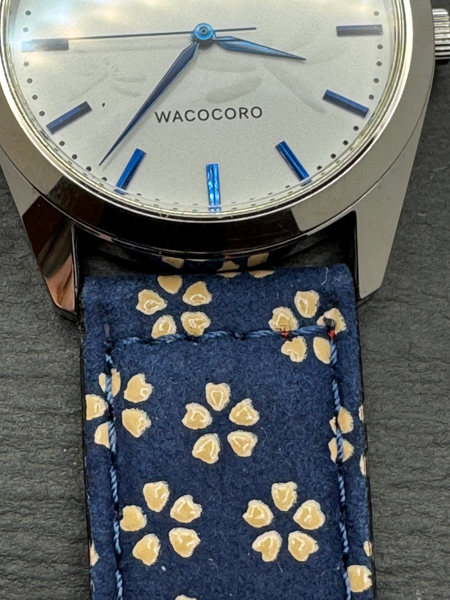 Wacocoro „Dragonfly Dial“ – Japanische Designuhr mit Uda-Inden Lederarmband – Full Set (November 2025, ungetragen)