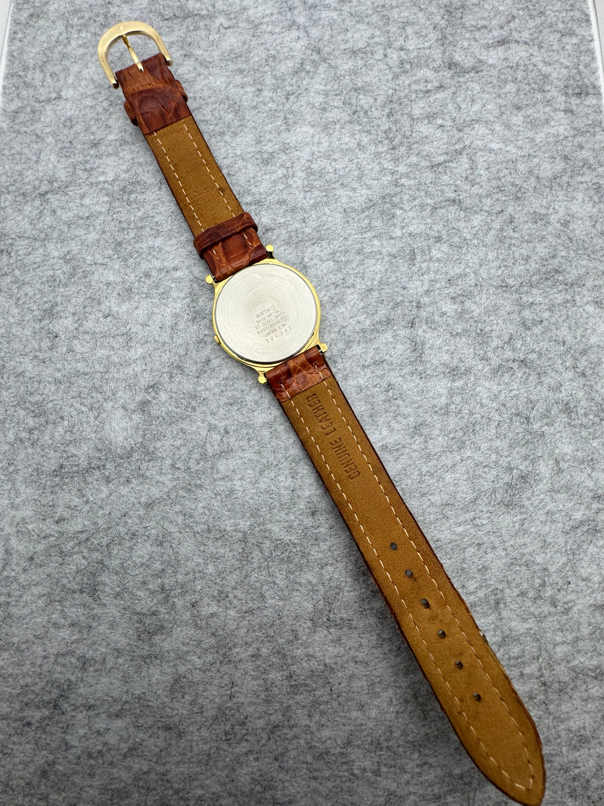 Seiko SX Quarz Ref. 5Y31-8A00 – Februar 1987 – flaches bicolores Gehäuse