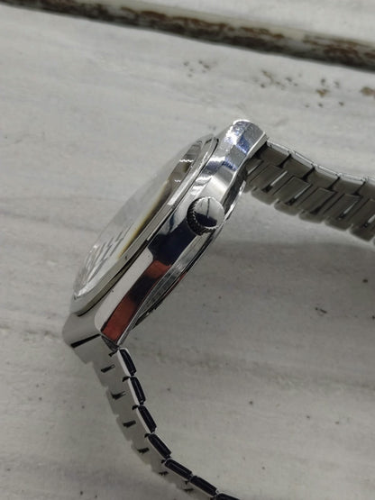 Seiko Lord Matic Special 5206-6090 – Calibre 5206, 23 rubis, Daini Seikosha – cadran bleu, verre minéral triple facette – novembre 1972 – fraîchement révisée