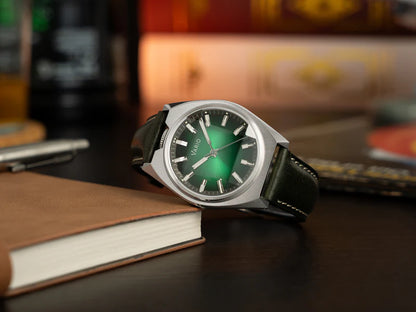Vario Futurist Watch – Sunburst Green Fumé