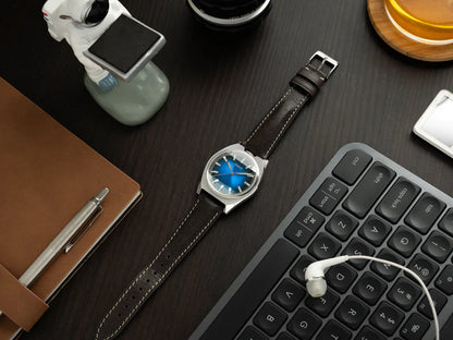 Vario Futurist Watch – Sunburst Blue Fume