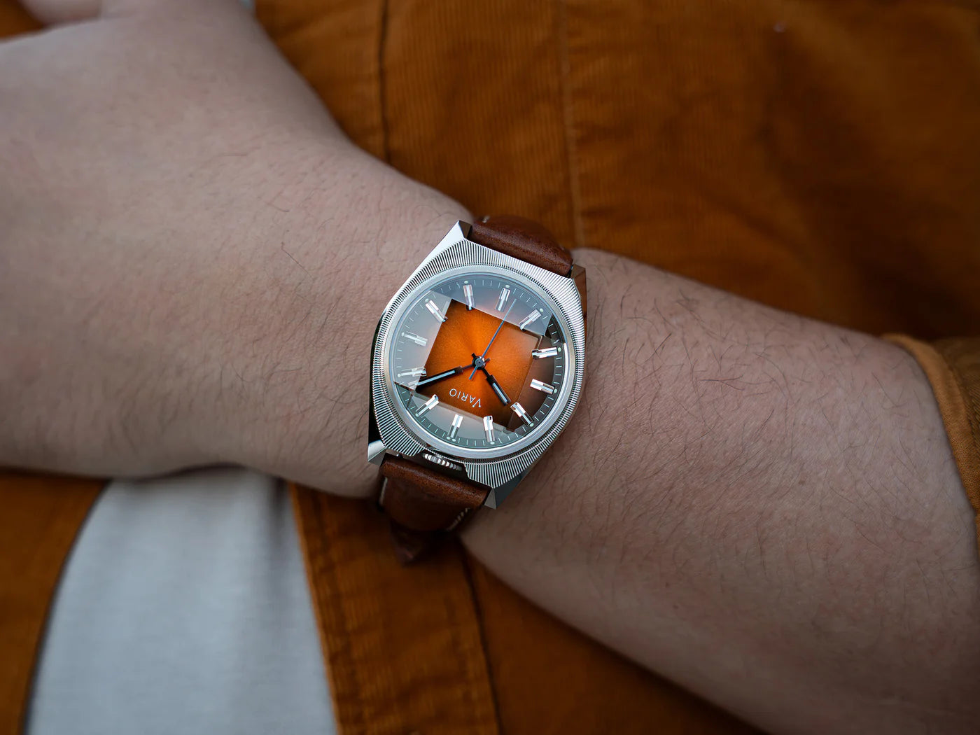 Vario Futurist Watch – Sunburst Orange Fume