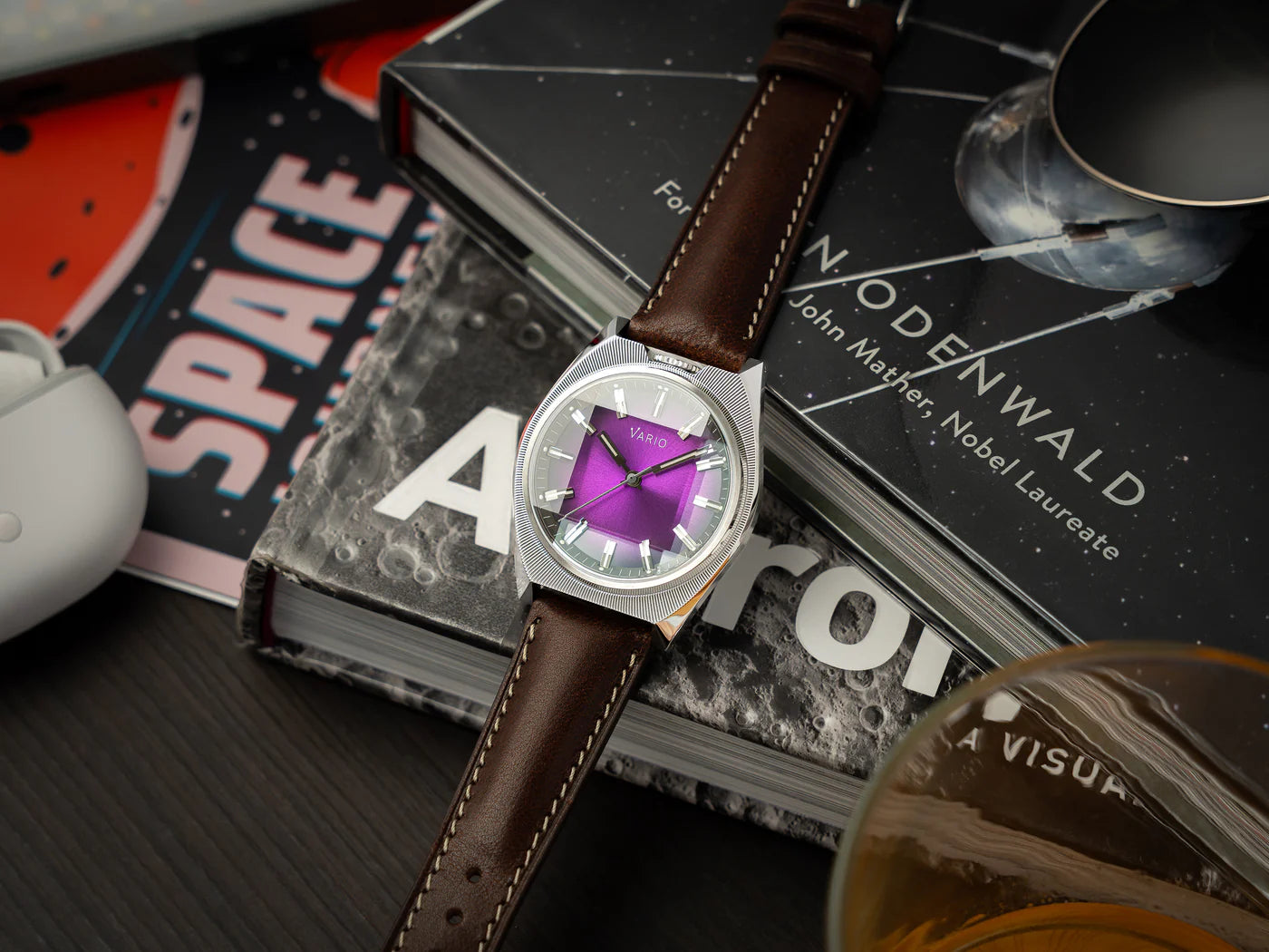 Vario Futurist Watch – Sunburst Purple Fume