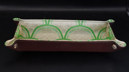 Plateau exclusif pour montres et bijoux – Pièces uniques réalisées à la main à partir de tissus de kimono japonais originaux, modèle Japon, motif écailles de poisson or et vert, 24 x 12 cm