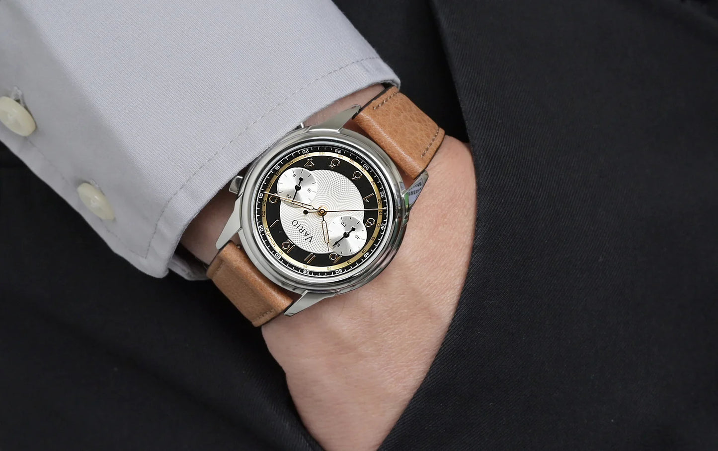 Vario Empire - White Tuxedo Gold Tachymètre Chronograph Watch