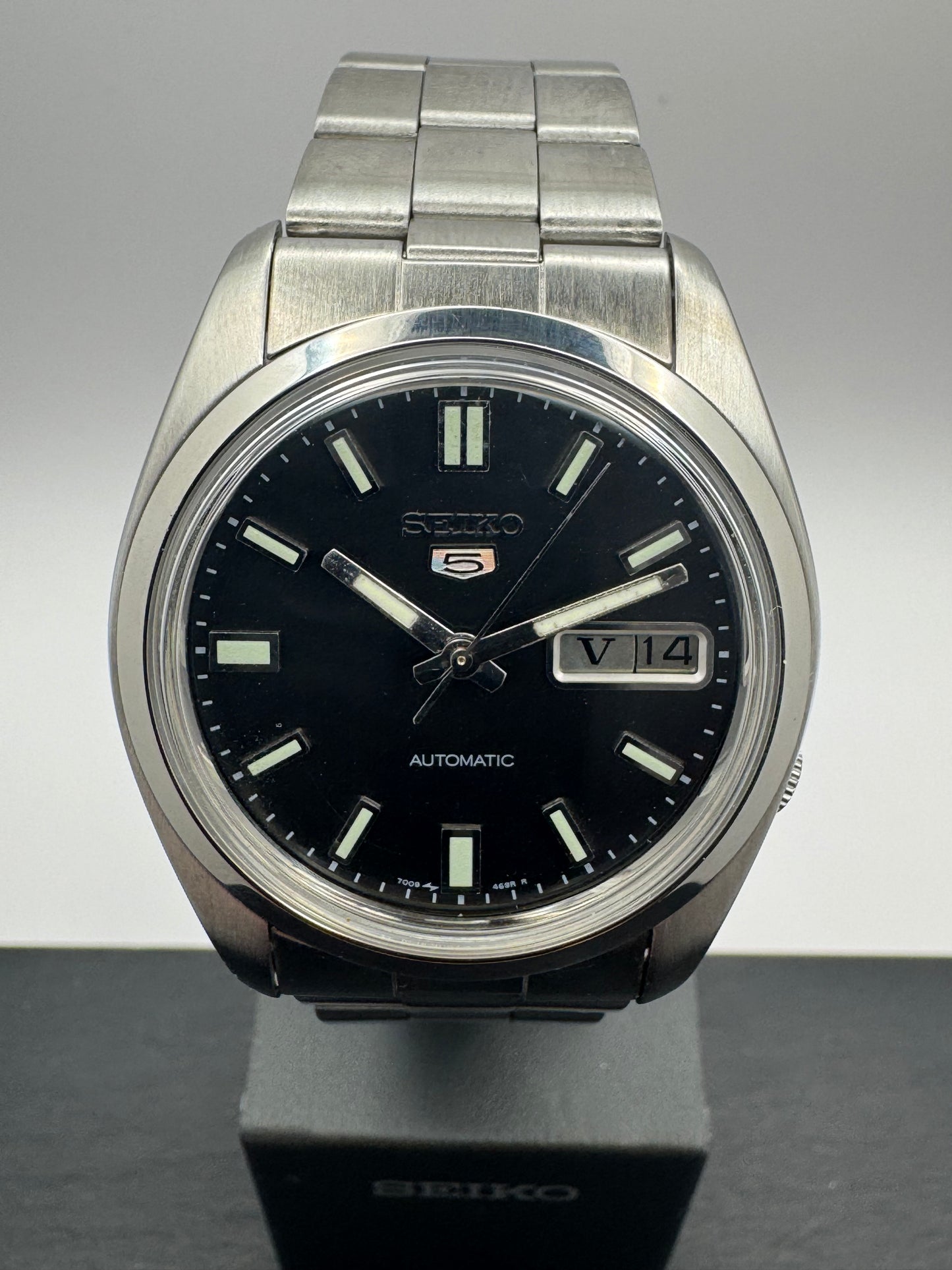 Seiko 5 Automatic Ref. 7009-821A „Roman Numeral Day Wheel" (März 1986) – komplett revidiert (Januar 2026)