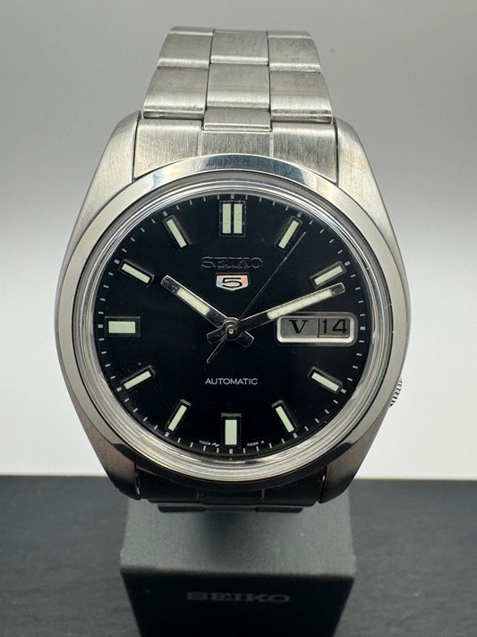 Seiko 5 Automatic Ref. 7009-821A „Roman Numeral Day Wheel" (März 1986) – komplett revidiert (Januar 2026)