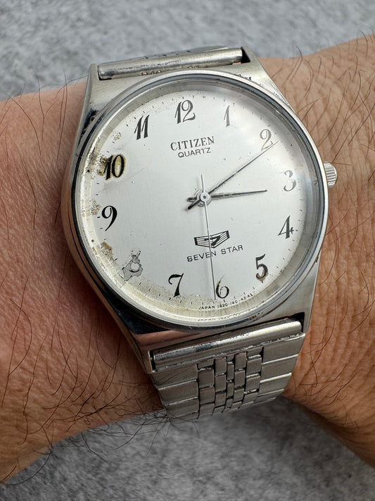 Citizen Seven Star Quarz – Oktober 1983 - Vollstahlgehäuse mit Flügellogo – Ref. 4-140427