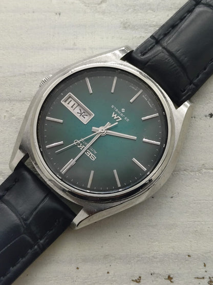 Seiko Lord Matic 5606-8050 – Caliber 5606A, 23 jewels – green gradient dial – Mitsui Group service anniversary watch, November 1974 – freshly serviced