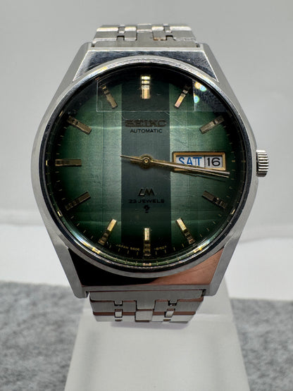Seiko Lord Matic 5606-8110 – Automatic – July 1975 – green textured dial – freshly serviced