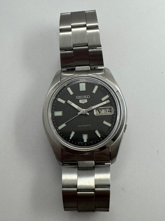 Seiko 5 Automatic Ref. 7009-821A „Roman Numeral Day Wheel" (März 1986) – komplett revidiert (Januar 2026)