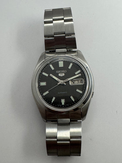 Seiko 5 Automatic Ref. 7009-821A „Roman Numeral Day Wheel" (März 1986) – komplett revidiert (Januar 2026)