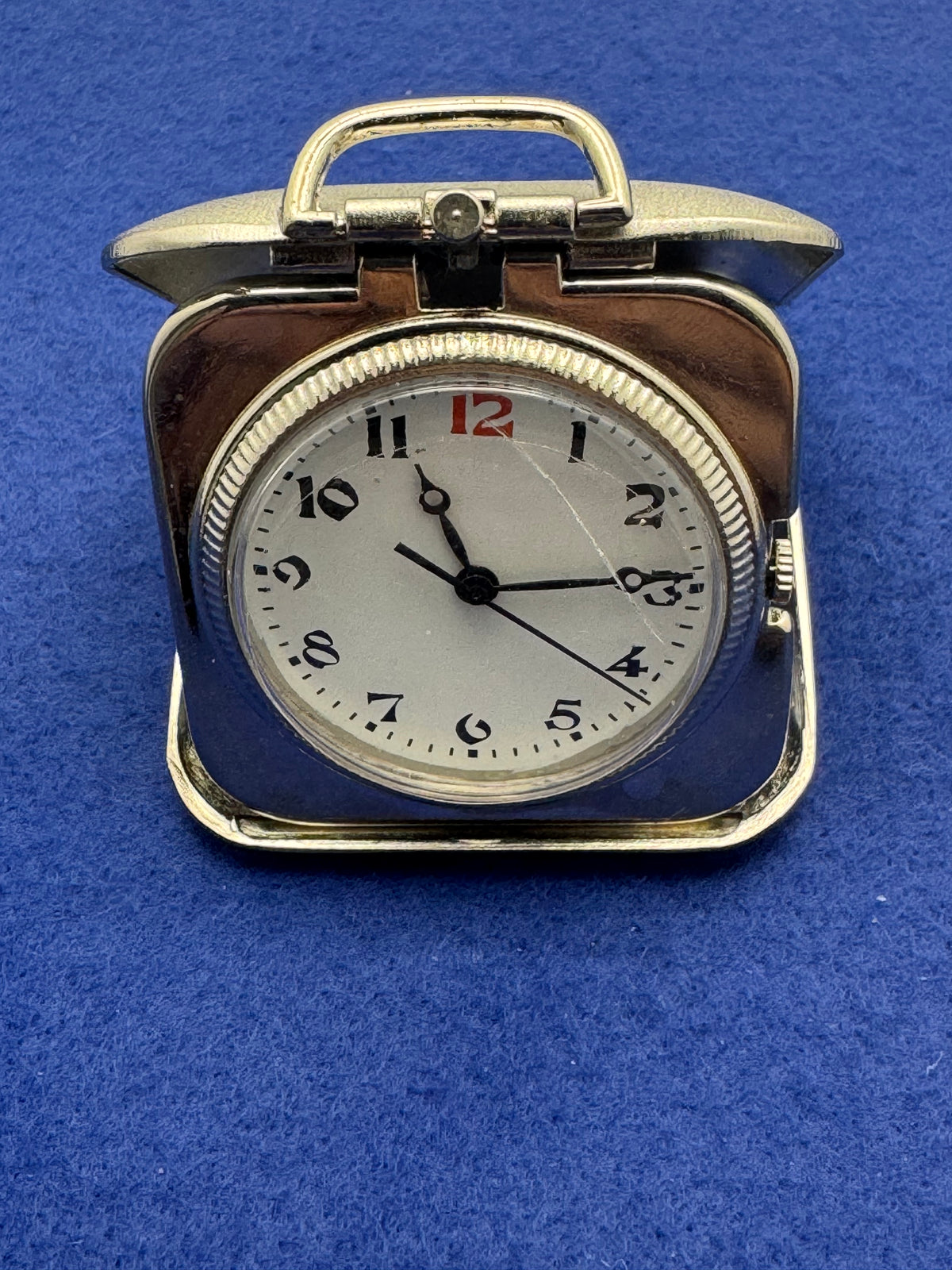 Japanese pocket watch – Quartz – engraved folding case – with crack in the glass