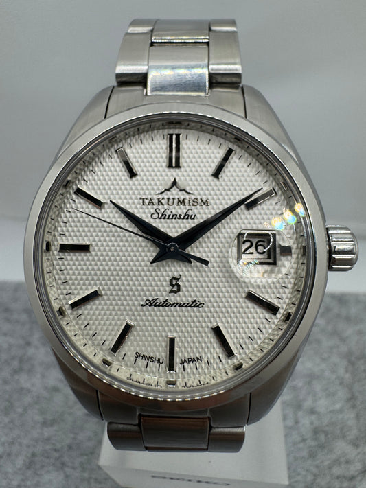 Rarity: TAKUMiSM Shinshu TEC0100W – No. 145 of 150 – built by Japanese master watchmakers – practically unobtainable in Europe