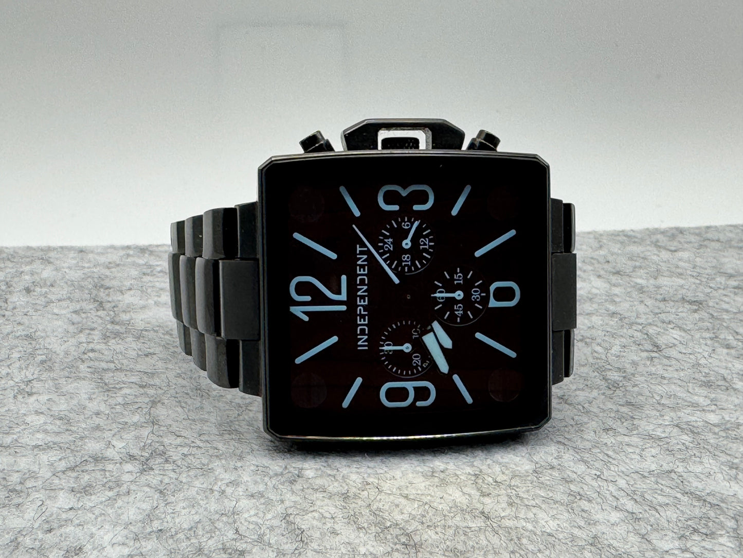 INDEPENDENT Chronograph J520-003473-01 – Square Series (Japan Mov’t)