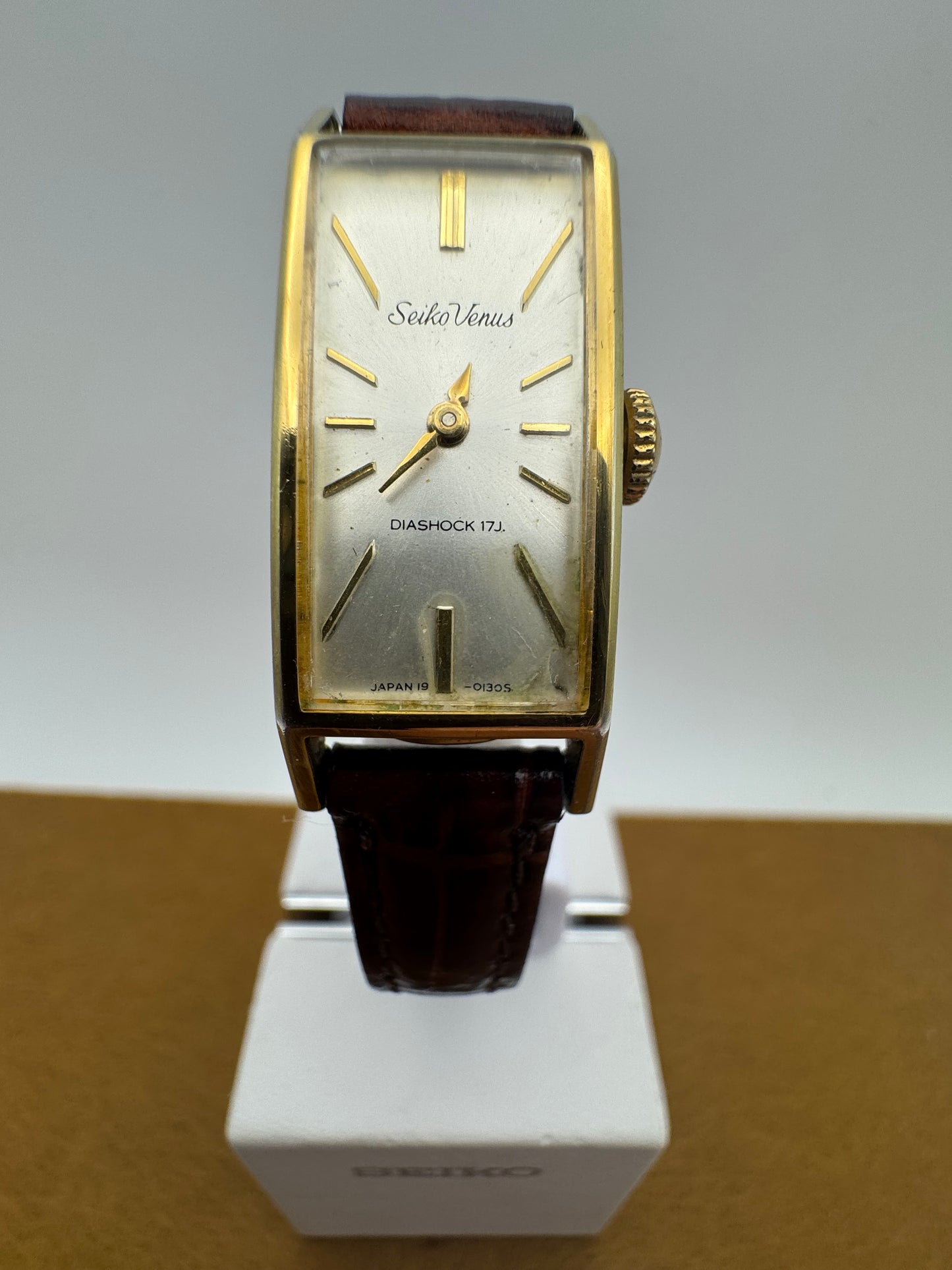 Seiko Venus – Diashock 17 Jewels – Handaufzug Damenarmbanduhr (November 1965)