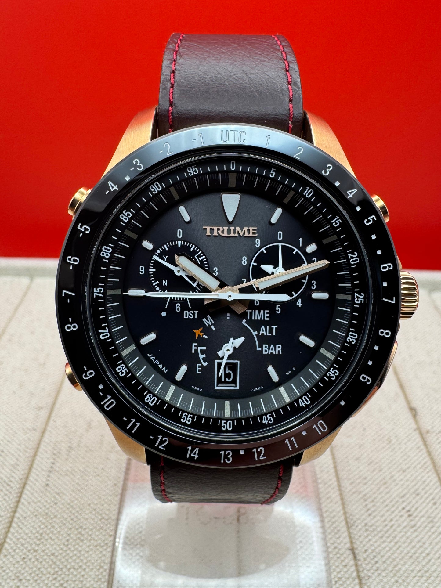 TRUME by Epson – TL1 (Ref. MB52-4AC0) Satellite Link Light Charge (Solar) – Bronze Limited Model aus 2020