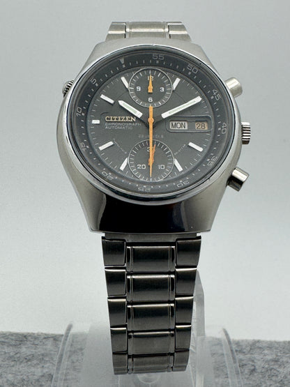 Citizen Chronograph Automatic – Caliber 8110 – Day/Date, Inner Rotating Bezel – October 1970 - Original Steel Bracelet