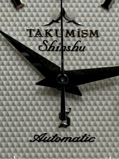 Rarity: TAKUMiSM Shinshu TEC0100W – No. 145 of 150 – built by Japanese master watchmakers – practically unobtainable in Europe