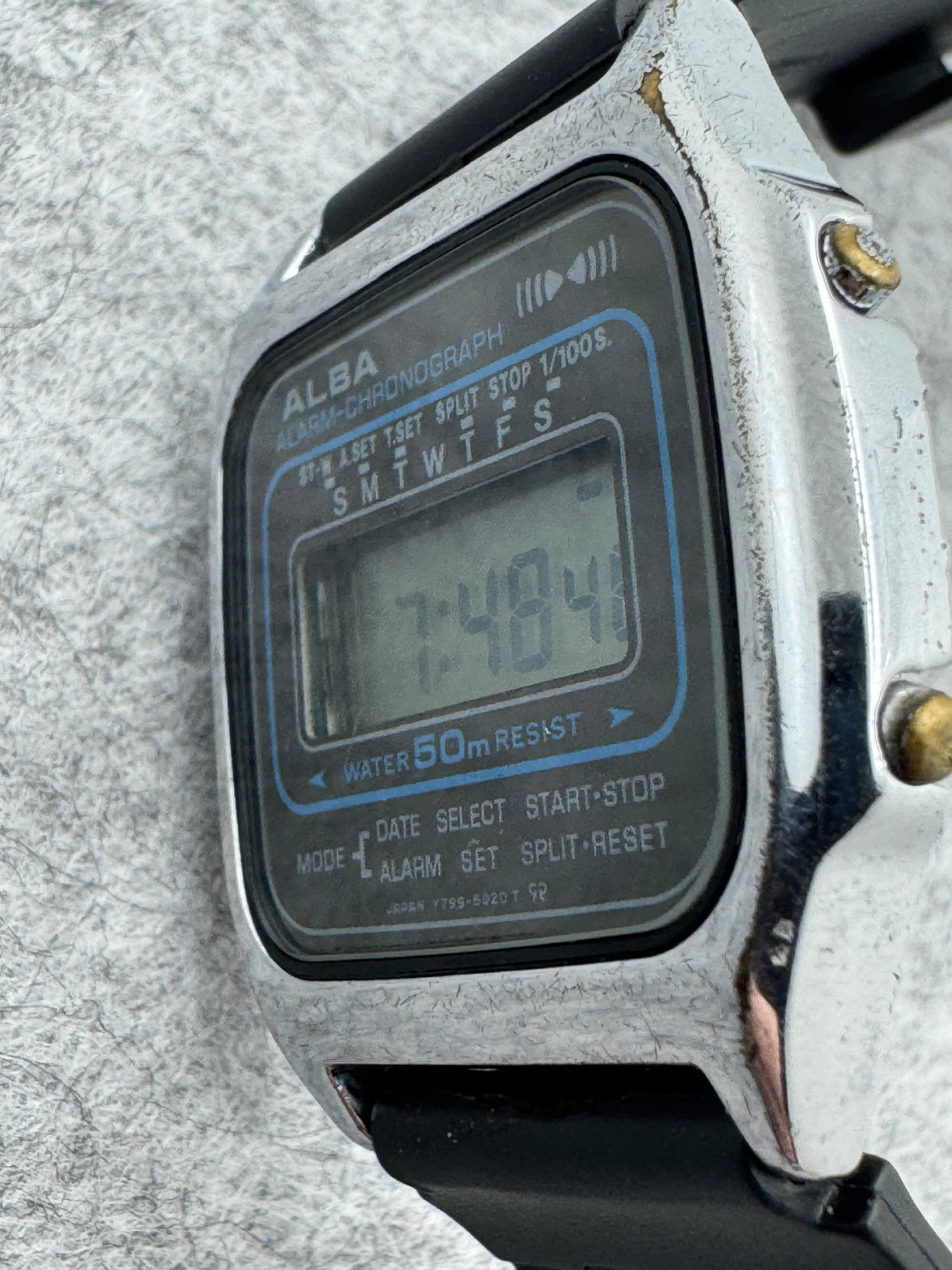 ALBA Alarm-Chronograph Y799-5020 – Dezember 1985 – Seiko-Zweitmarke, digitale JDM-Uhr – revidiert, neues Band