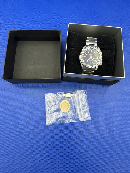 Seiko 5 Sports SBSA243 / SRPK65K1 „Checkerboard Rally Diver“ – Special Edition