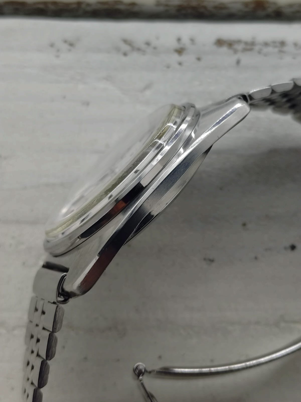 Seiko Lord Matic 5606-7130 – Caliber 5606, 25 jewels, Suwa Seikosha – Linen dial, monocoque case – July 1970 – freshly serviced