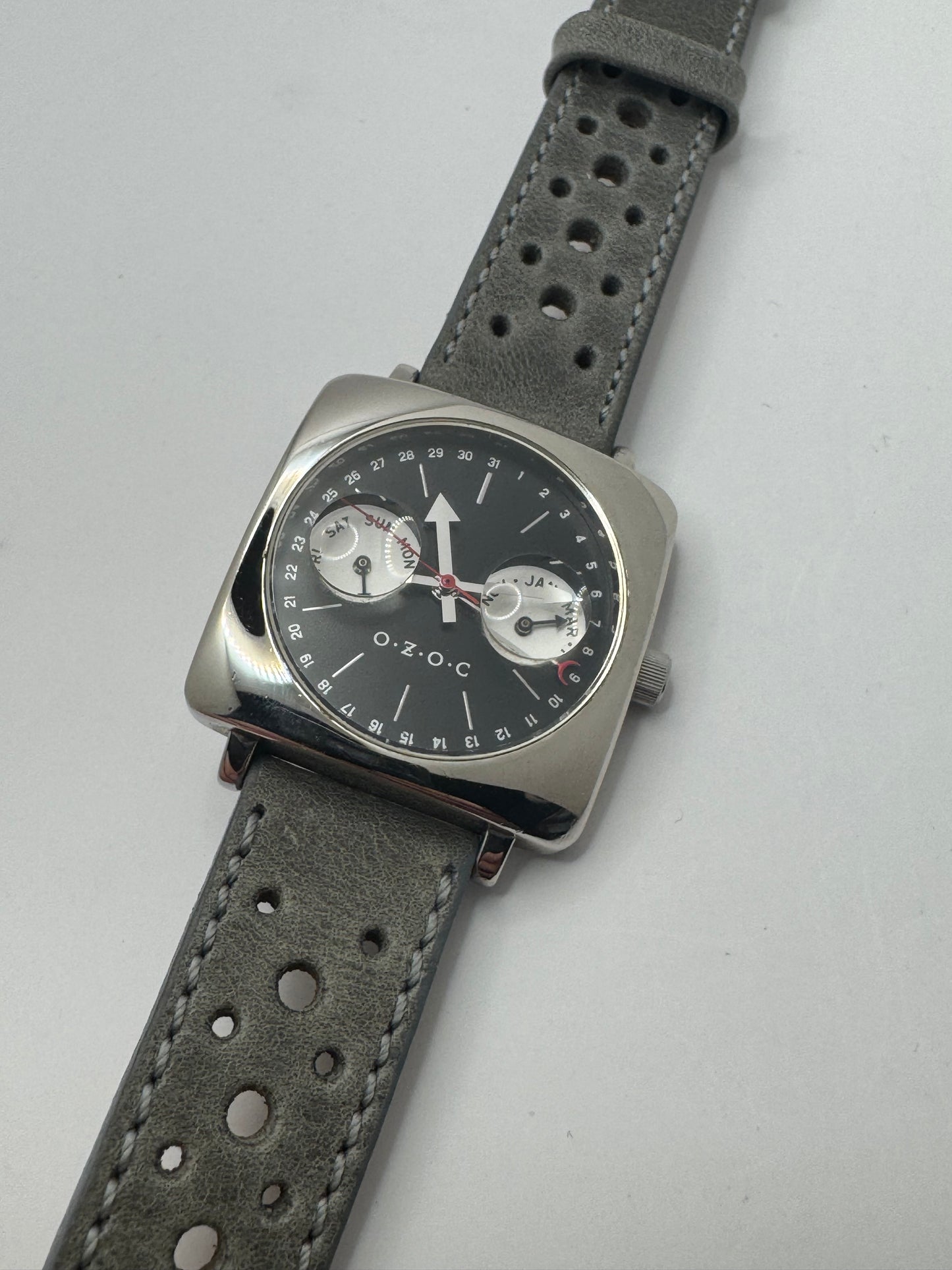 Citizen-gefertigtes Design-Objekt „OZOC" (Citizen Kaliber 6355) – Triple-Calendar-Quarzuhr – seltenes JDM-Sammlerstück von November 1997