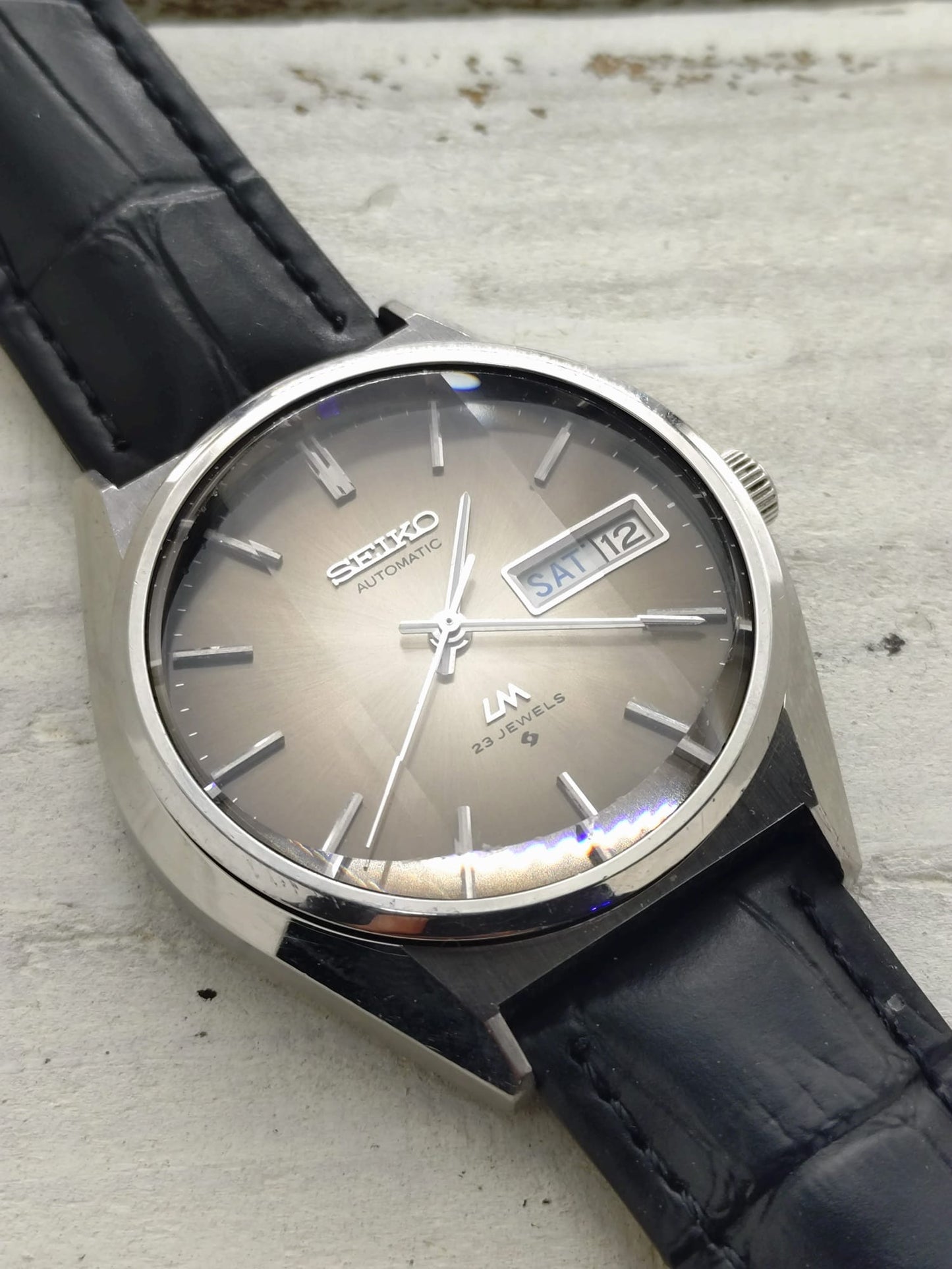 Seiko Lord Matic 5606-8130 – Rauch-Verlaufszifferblatt & Facettenglas – 23 Jewels, um 1975