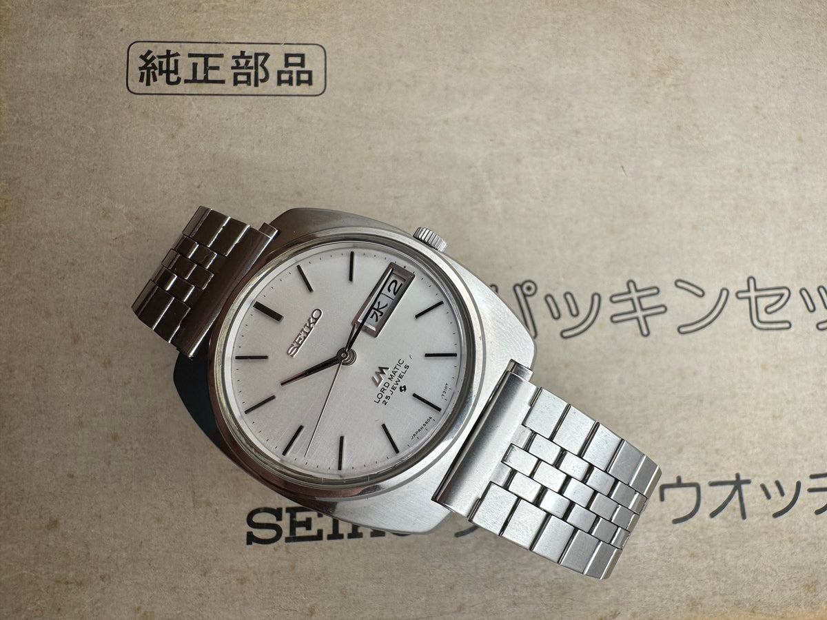 Seiko Lord Matic 5606-7130 – Caliber 5606, 25 jewels, Suwa Seikosha – Linen dial, monocoque case – July 1970 – freshly serviced