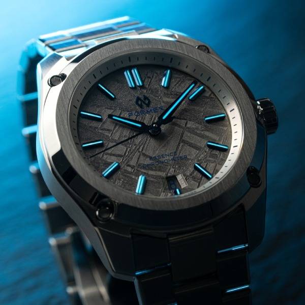 FORMEX ESSENCE ThirtyNine Automatic Space Ghost 39 mm