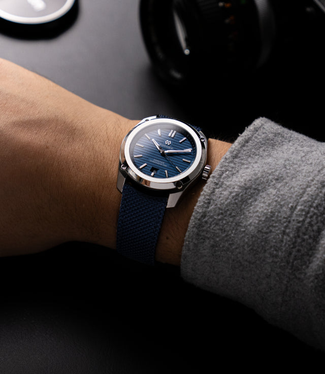 Formex Essence 41 Chronomètre automatique "Bleu" 41mm bracelet en acier
