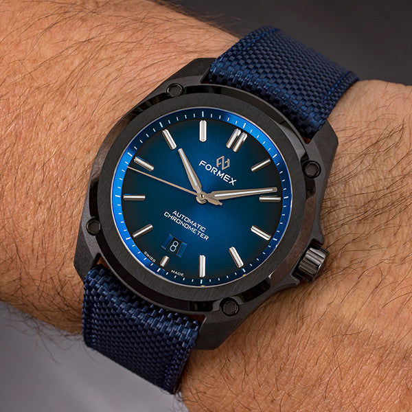 Formex Essence Leggera 43 Automatik Chronometer "Electric Blue" 43mm