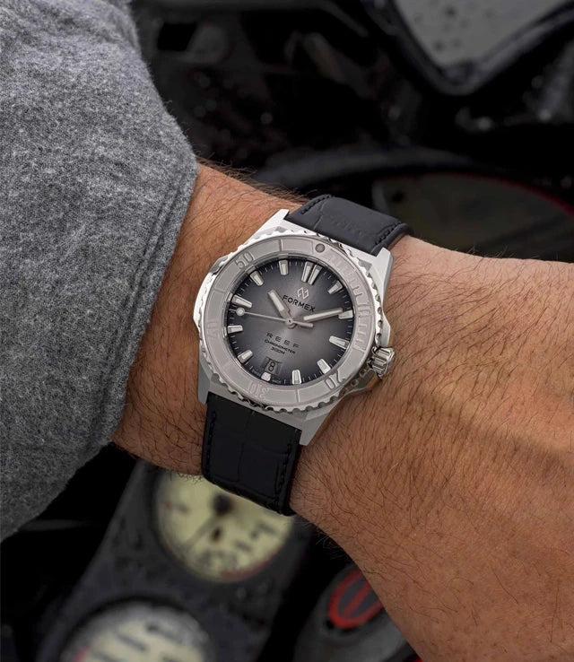 Formex REEF 39,5mm Automatik COSC 300M "Silber"