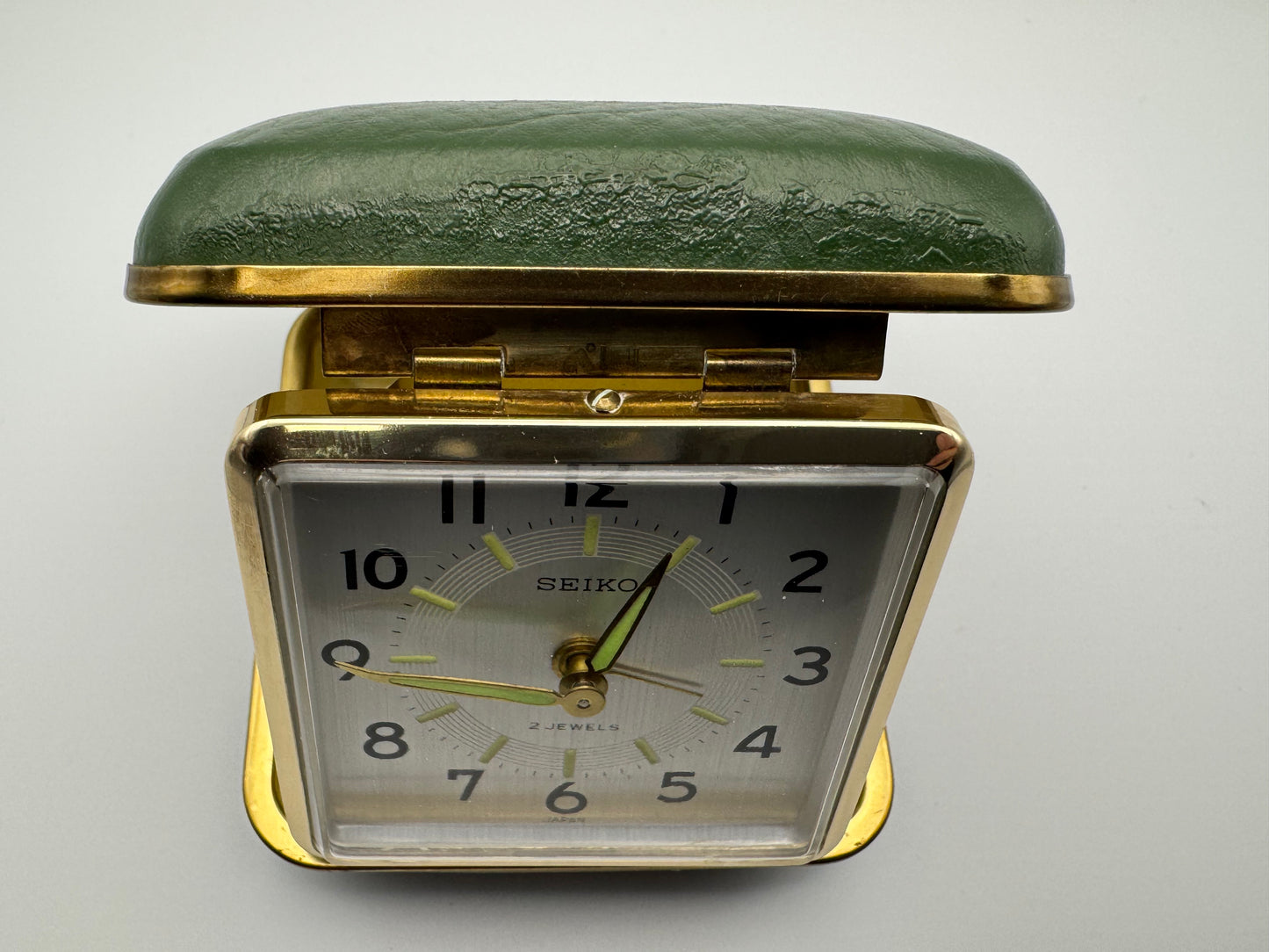 Seiko travel alarm clock – Mechanical alarm clock, 2 jewels (Japan, circa 1960s)