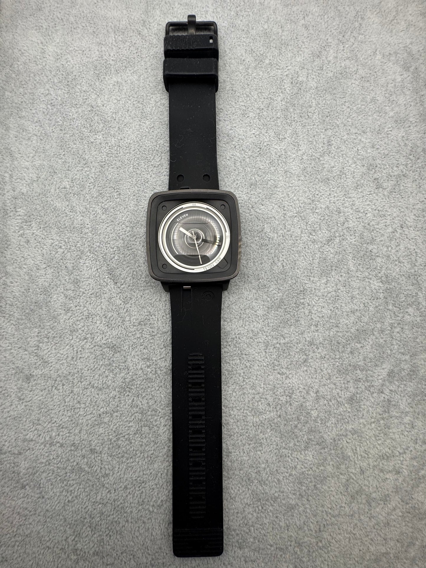 TACS T-Cam Analog Black Dial Watch – Modell TS1202A (JDM)