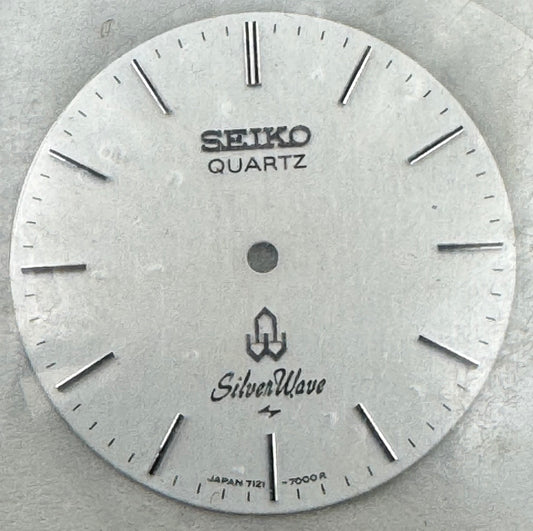 Seiko Original Dial 7121-7000 “SilverWave” (Quartz) – NOS