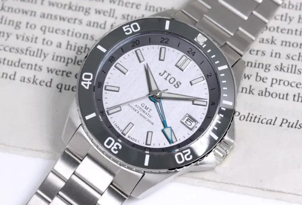 JIOS GMT Diver's 104 Biwako Haze – Japanese Microbrands - Mario Lenke