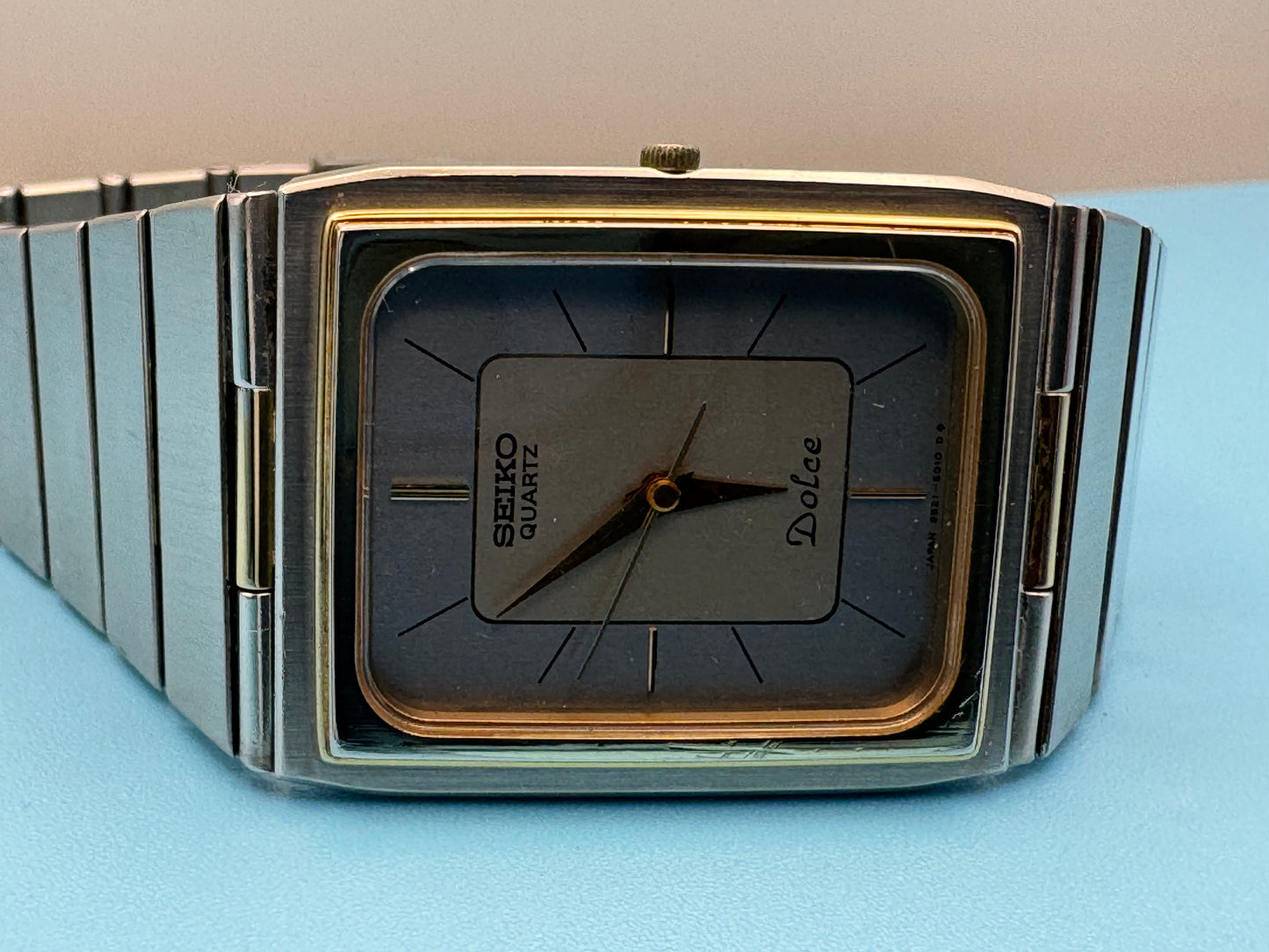Seiko Dolce 9521-5010 – High Precision Quartz (August 1982)