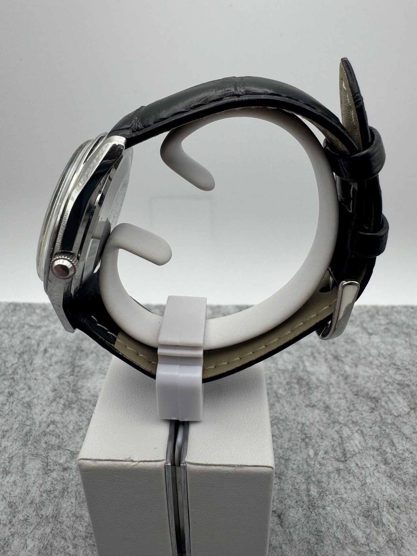 Seiko Skyliner 6102-8000 (March 1969) – Suwa, Japan