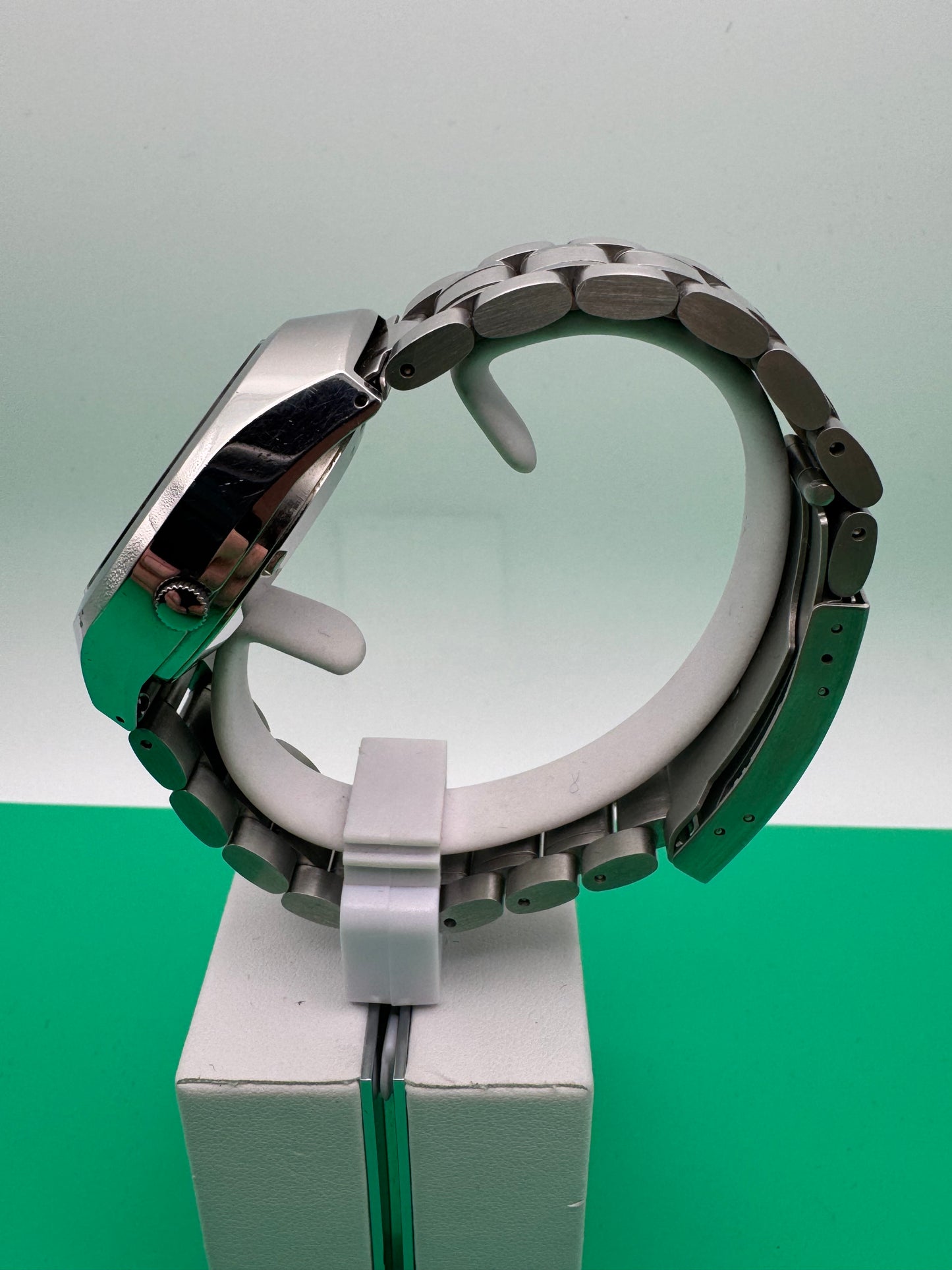 Seiko Elnix 0703-8040 – Electro-Mechanical Vintage (Japan, November 1975)