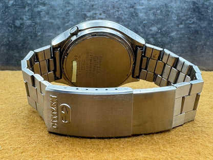Citizen Cosmotron 7802 – Electronic – Originalarmband (August 1973)
