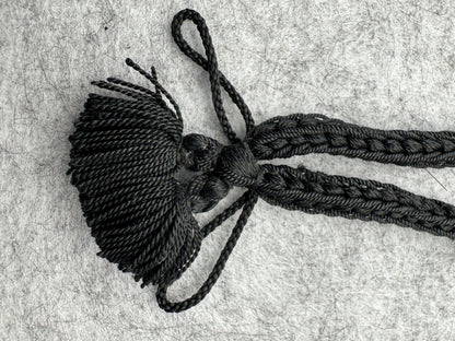 Vintage japanische Uhrenkette mit emailliertem „Hiroshima“-Anstecker (vermutlich 1960er Jahre)