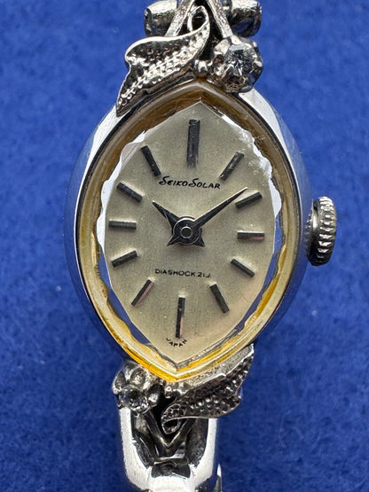 Seiko Solar 10-7500 Ladies' Watch, Hand-wound (Japan, circa 1960s)