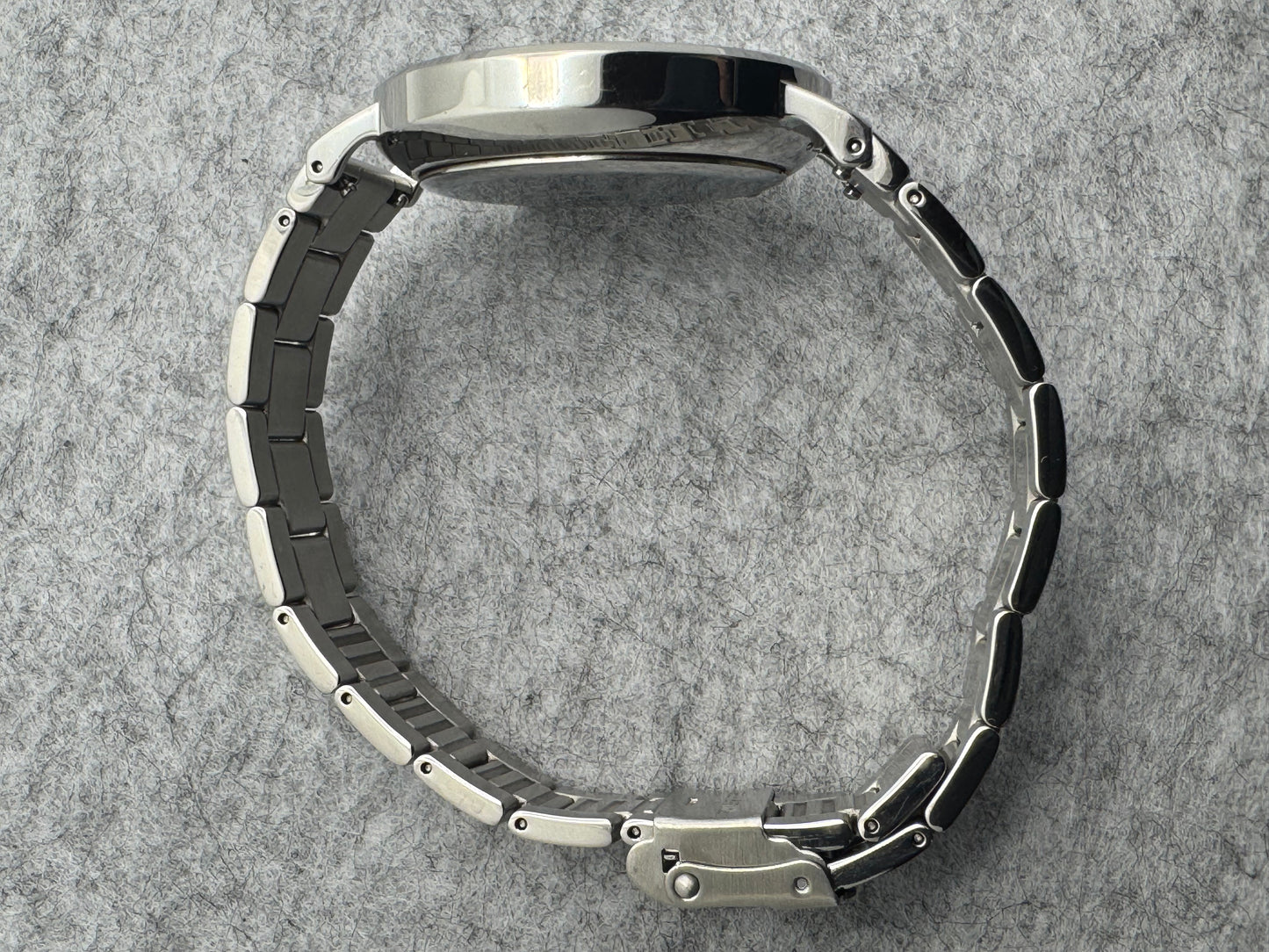 Knot Japan Chronograph CC-39 – Weißes Zifferblatt / Edelstahlband (Made in Japan)
