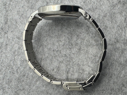 Knot Japan Chronograph CC-39 – Weißes Zifferblatt / Edelstahlband (Made in Japan)