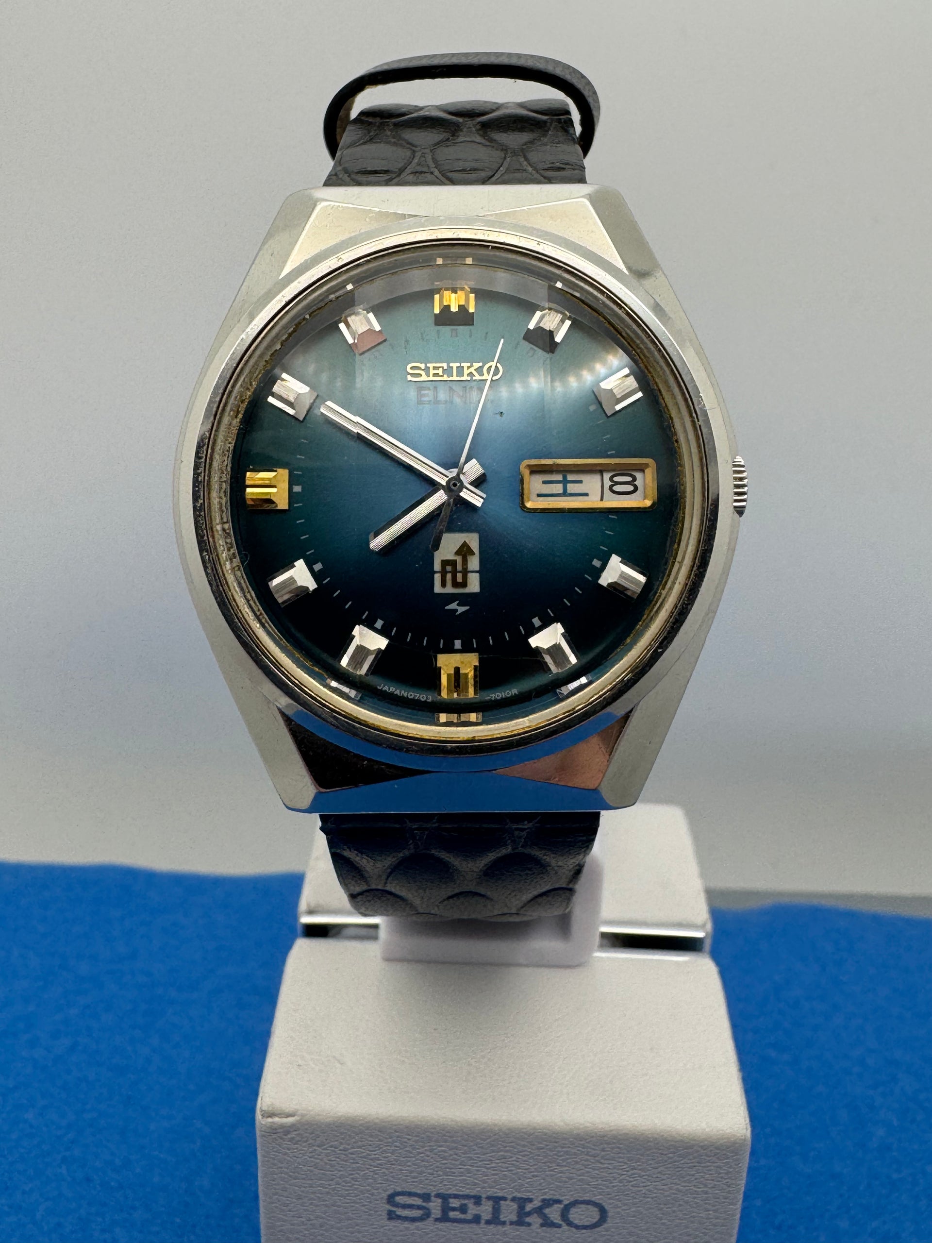 Seiko Elnix Ref. 0703-7010 (October 1973) – Japanese Microbrands