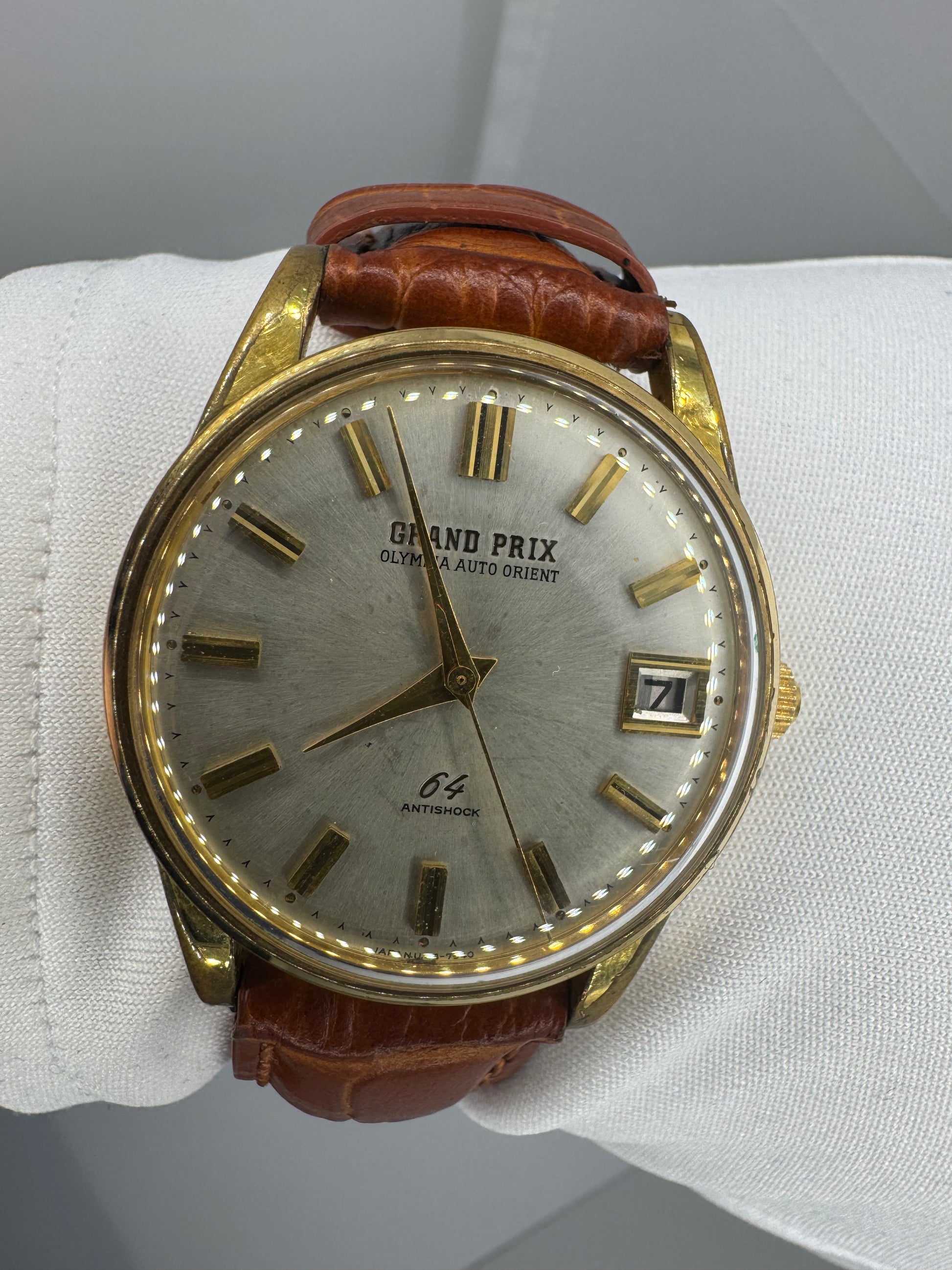 Rare: Orient Grand Prix Olympia Car 64 Jewels (Japan, 1964 Rare: Orient Grand Prix Olympia Car 64 Jewels (Japan, 1964