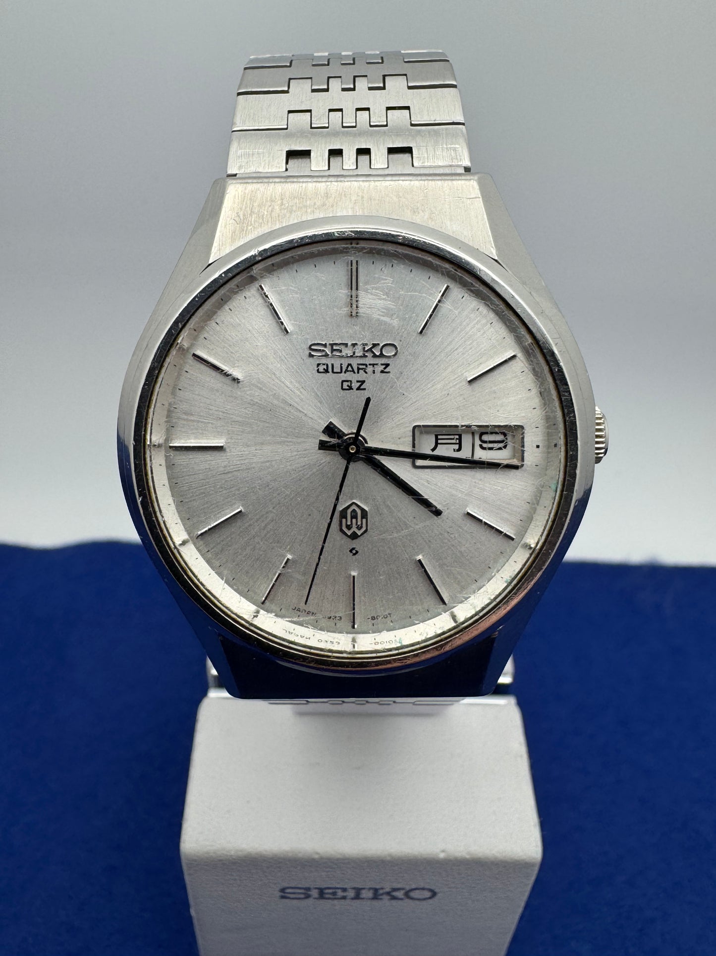 Seiko Quarz QZ – 0923-8010 (September 1974)