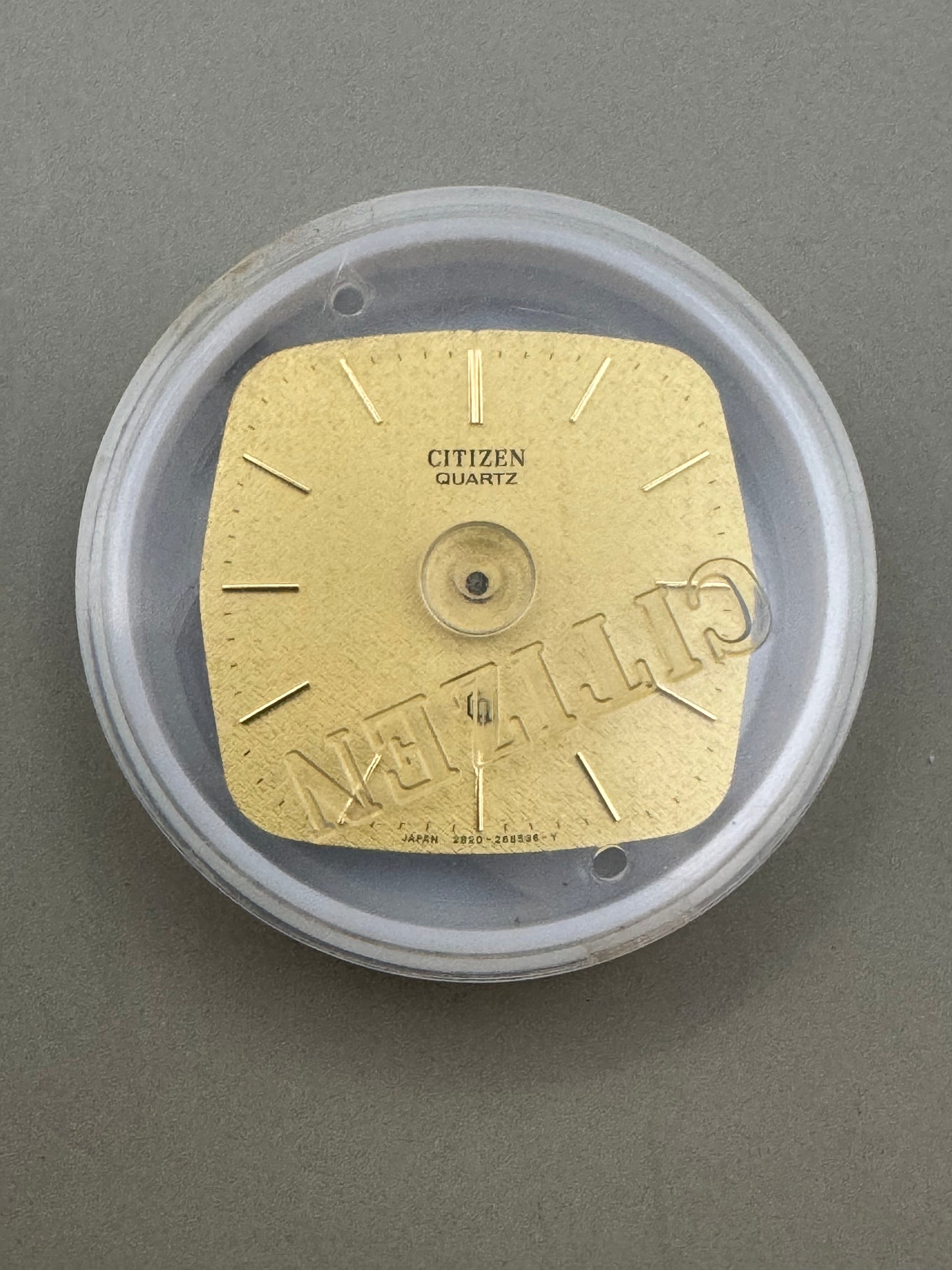 Citizen Original Zifferblatt 6-268536 (Quartz, Gold – quadratisch) – NOS