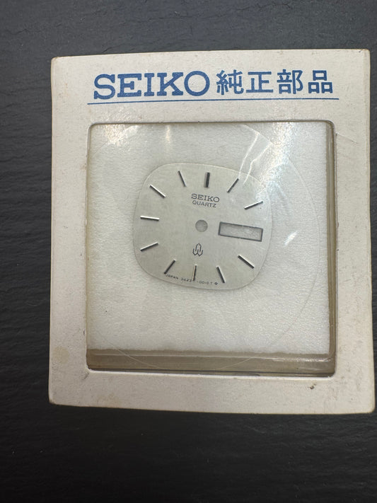 Seiko Original Dial 3423-0010 "Seiko Quartz" (SQ, cushion-shaped, date) – NOS, flawless